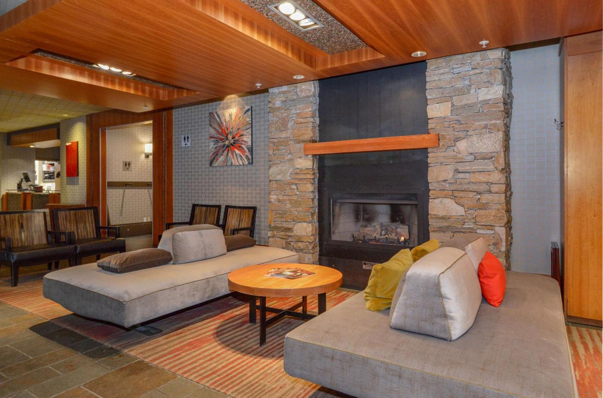 The Listel Hotel Whistler Exterior foto